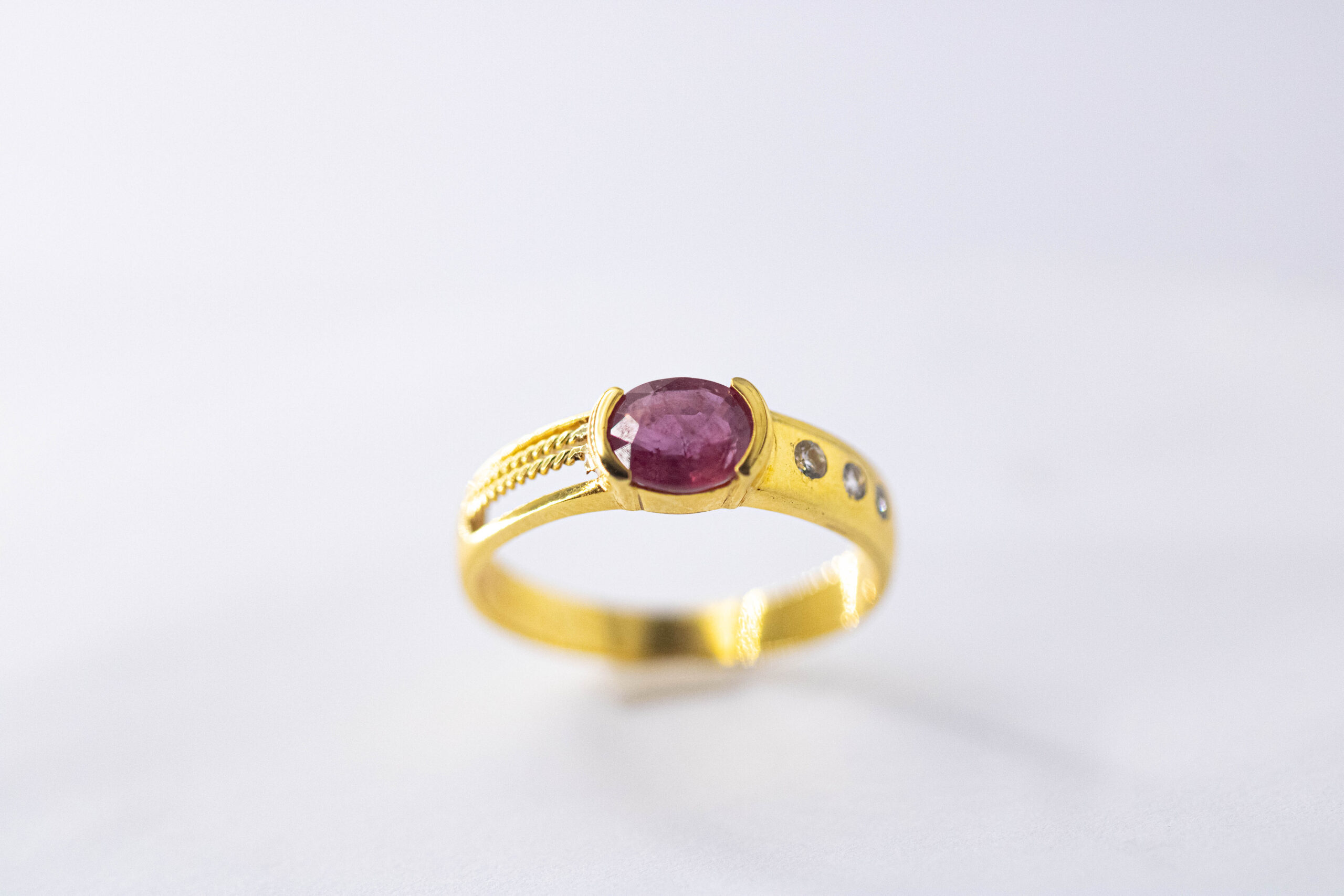 YGR 16 - 9 KT Gold Ring with Ruby + Diamonds