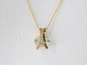 YGP 26 - 9 KT Gold Pendant with An Aquamarine Stone & Pink Sapphires