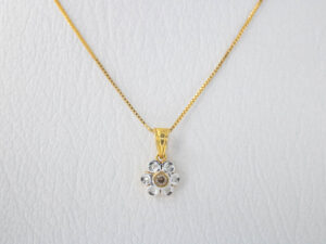 YGP 08 - 9 KT Gold Pendant with Diamond